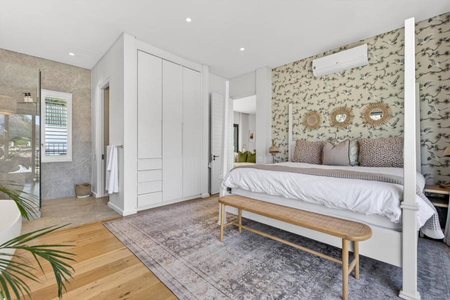 4 Bedroom Property for Sale in Tamboerskloof Western Cape